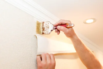 Pose de papier peint à Cailly — revêtements muraux et toiles de verre